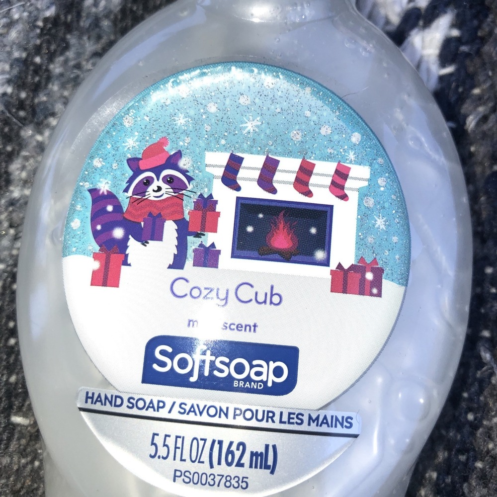 Softsoap Cozy Cub Raccoon Mint Scent Limited Edition Hand Soap 5.5 Oz Xmas NEW